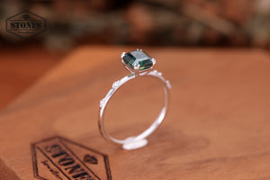 BESPOKE Teal Sapphire Ring