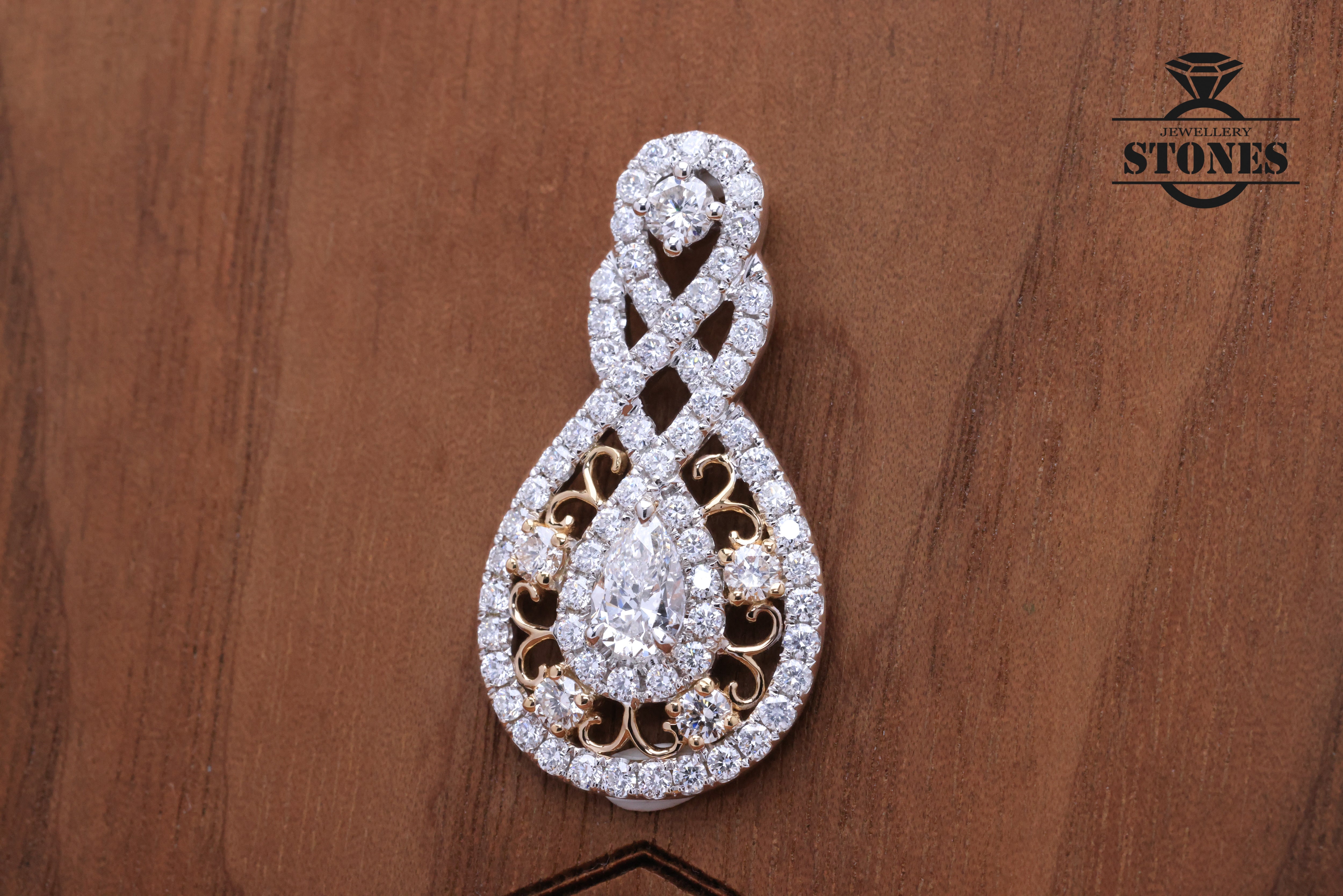 BESPOKE DIAMOND PENDANT