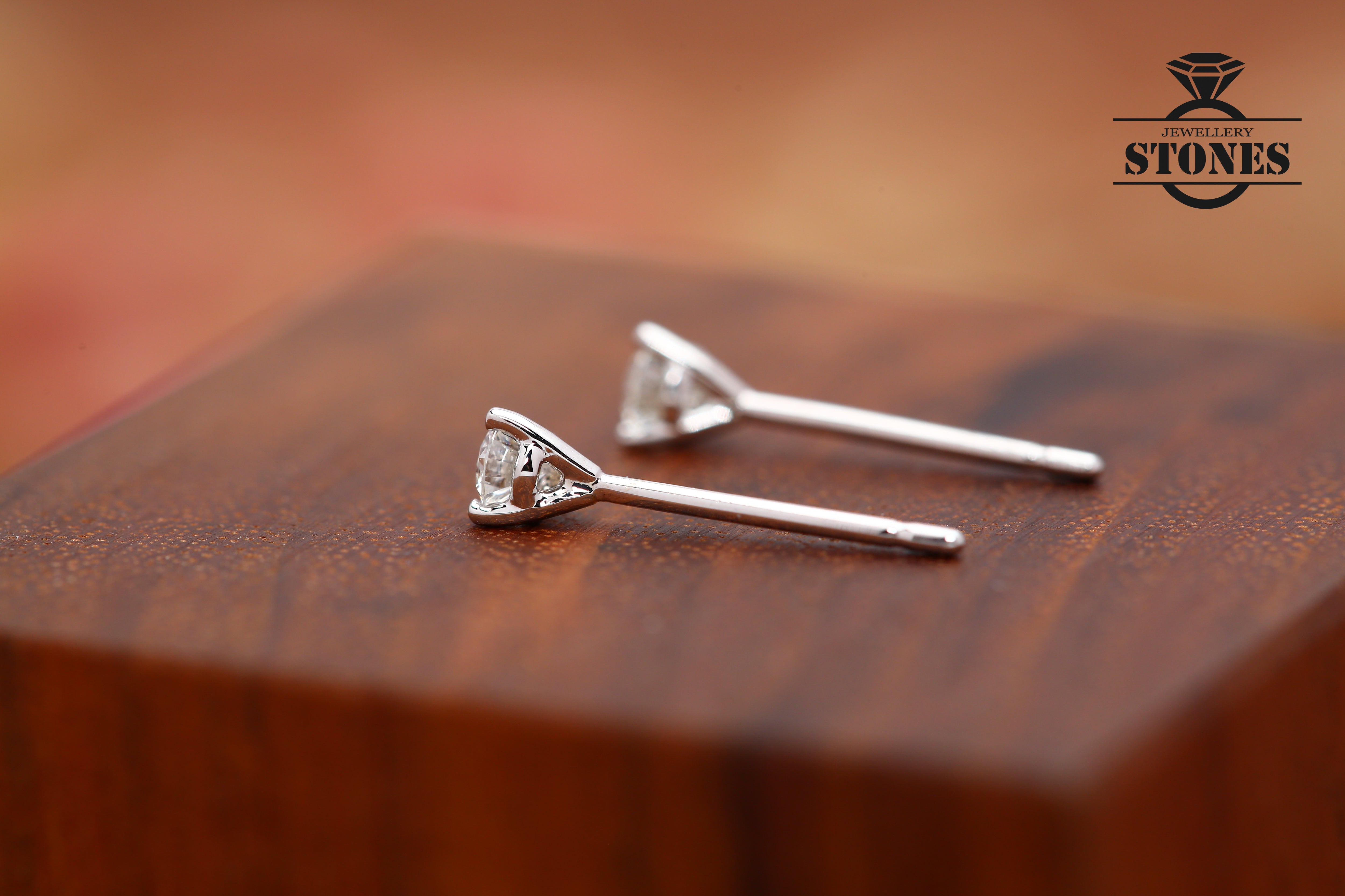 SOLITAIRE EARSTUDS