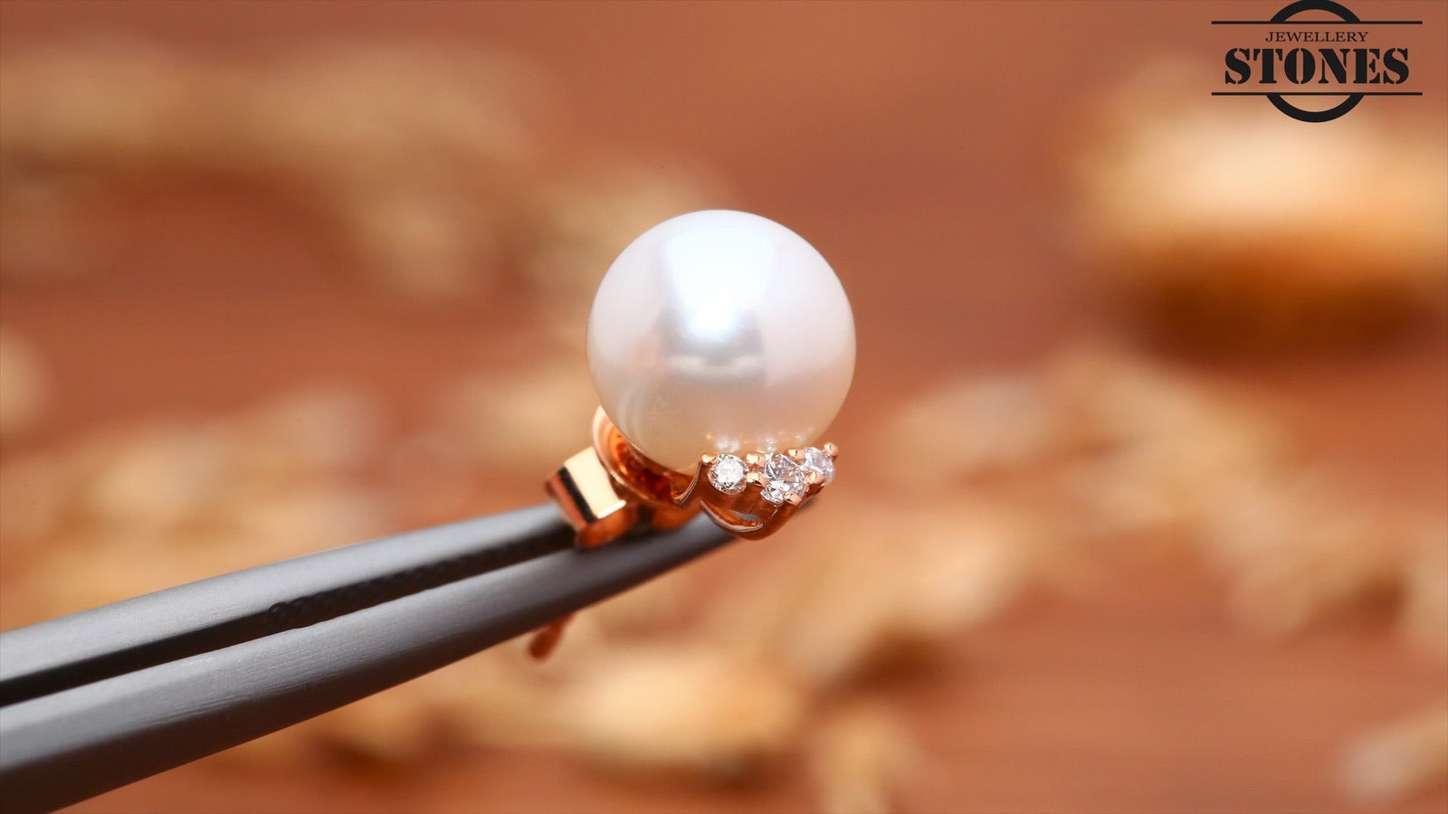 PEARL DIAMOND EAR STUDS